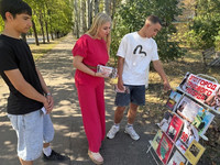 Литературная аллея «Этот город трудового рекорда» (в рамках празднования 90-летия Стахановского движения). ГБД, Новикова К.В. Литературная аллея «Этот город трудового рекорда» (в рамках празднования 90-летия Стахановского движения). ГБД, Новикова К.В.